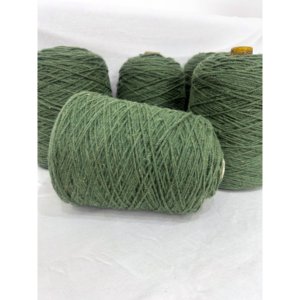 พรมและพรมปูพื้นที่ถักด้วยมือจากเส้นด้ายที่ถักทอและมีลวดลายย้อมสี - Product Image 1