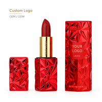 Lápiz Labial de Lujo con Diamantes Facetados Rojo Rubí, Marca Privada, Logotipo Personalizado, Efecto Prisma Metálico, Venta al Por Mayor, Fabricante de Maquillaje OEM, MOQ Bajo