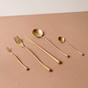 Compre un juego de cubiertos de metal de acero inoxidable de primera calidad para las necesidades de servicio de mesa de comedor de cocina moderna hoy - Product Image 1