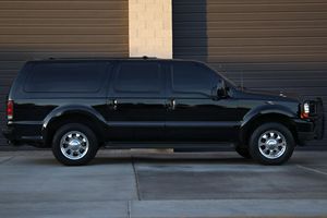 Gran Oferta, Excelente Estado: Ford Excursion Limited 4x4 del 2001, Listo para Enviar - Product Image 3