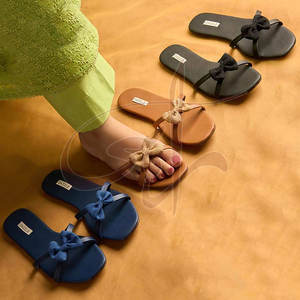 Soft Cushion Fashion Trend Genuine Leather Anti-Slip Indoor Outdoor Thick Sole Light Weight Durable Women Slide for - Product Image 5