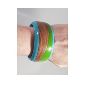 Bracelet en résine imperméable à forte demande, design unique à rayures de couleur, bijoux faits à la main, accessoires de mode pour femmes, couleurs personnalisées, entreprise - Product Image 3