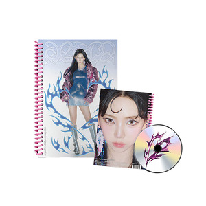 Aespa K-Pop Album 1st-Armageddon [Superbeing Ver.] Publication électronique de livre d'affiches lenticulaires pliées 104P - Product Image 1