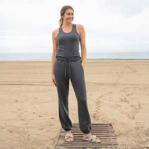 Pantalones Joggers de Felpa Francesa Color Carbón para Mujer, 100% Algodón Orgánico de Lujo, Preencogido, Certificado GOTS, Ajuste Holgado y Suave - Product Image 3