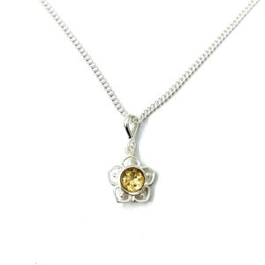 Colgante de Citrino de 1.3 Gramos en Forma Floral para Regalo - Product Image 1