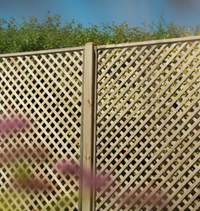 Panneaux de treillis en bois FSC 100% pour plantes grimpantes - Product Image 3