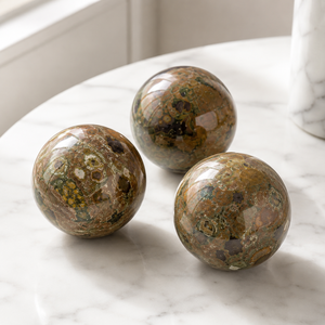 Esfera de <span class=keywords><strong>Jaspe</strong></span> Natural de la Selva Tropical, Bola de Cristal Verde Marrón Pulida para Decoración del Hogar, Meditación, Colección y Regalo Único - Product Image 1