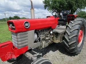 Tractores Massey Ferguson 180 nuevos y usados, limpios y funcionales con componentes centrales, bomba y caja de cambios - Product Image 3