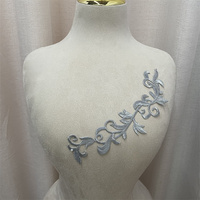 Accessoires de vêtements de poitrine en tissu doré et argenté