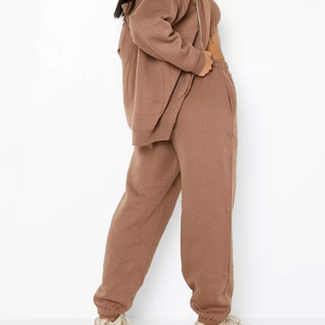 Ensemble de survêtement de jogging à capuche d'extérieur deux pièces à la mode pour l'hiver2024's best-seller survêtements en gros unis pour femmes - Product Image 4