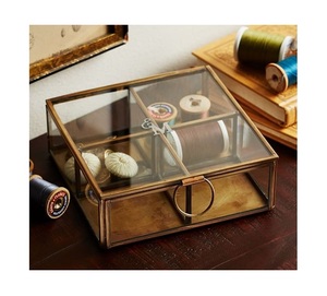 Joyero artístico de metal Premium con hermosos diseños grabados, almacenamiento seguro para colecciones de joyas elegantes - Product Image 2