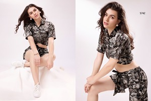 Nuevo exclusivo cosido Dhwaja Exportación Multicolor Durable Western Co-Ords Set Colección Decoraciones para fiestas Entrega rápida en línea - Product Image 5