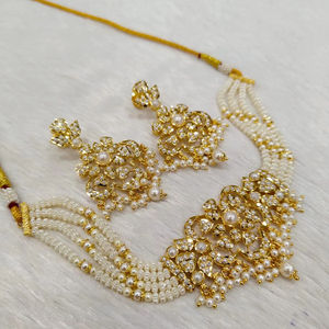 Ensemble de bijoux AD élégant pour femmes avec collier et boucles d'oreilles étincelants, parfait pour les mariages et les fêtes - Product Image 1