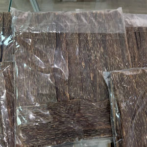Huy Phat 100% Natural Pure Agarwood Oud Chips Aceite esencial perfumado de sándalo para aromaterapia Enriqueciendo la vida con madera de semilla - Product Image 5