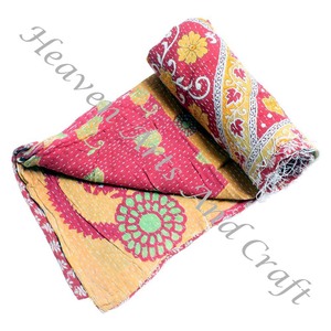 Kantha <b>Quilt</b> Gudari Kantha <b>Quilt</b> Gudari Hot Selling Wholesale Gold Supplier GD2162 Handmade Kantha <b>Quilt</b> Cotton Printed <b>Indian</b> - Product Image 6