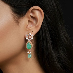 Conjunto de Collar y Aretes de Plata de Ley 925 con Esmeralda Gajaah, Joyería de Plata Pura para Novias y Fiestas para Mujer - Product Image 2
