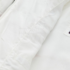 Veste matelassée à design unique pour hommes, en toile de haute qualité, à col montant, à séchage rapide, écologique et respirant pour l'hiver - Product Image 6