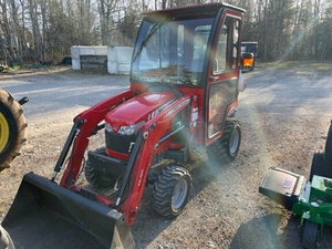 Nuevo Modelo 2026 GC1705 Massey Ferguson, Mini Tractor de Ruedas de 48HP-23HP con Cargador Frontal e Implementos Suministrados por Proveedores - Product Image 3