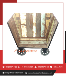 Canapé industriel vintage antique Mobilier commercial indien de haute qualité Design moderne sur roues pour centre commercial Utilisation extérieure Vente en gros - Product Image 3