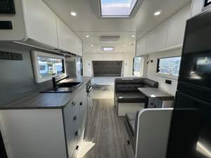 La última autocaravana de remolque de viaje curada por expertos 20 -- 2-3 Hike-Wild-Drifter-Semi Off-Roads Motorhomes Caravanas para salones Literas - Product Image 2