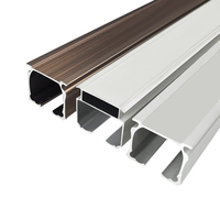 Système de rail de rideau motorisé en aluminium sur mesure, à plis ondulés en forme de S, pour l'installation au plafond dans les hôtels et les maisons