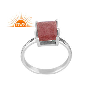 Dernières tendances Bague empilable en argent sterling oxydé, fraise, quartz, pierres précieuses, design beguette, fabricant de bijoux personnalisés - Product Image 1