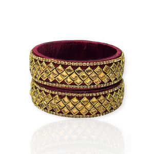 Conjunto de Brazaletes de Perlas de Hilo Premium Chapados en Oro Marrón Vibrante, Brazaletes Apilables de Moda para Fiestas a Precio de Mayoreo - Product Image 3