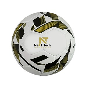 Tech Industries Ballon d'entraînement de football Matériau PU à des fins d'entraînement avec un design personnalisé et un logo personnalisé - Product Image 3
