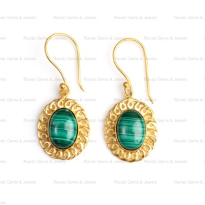 Plaqué or 18 carats belle lunette en malachite verte naturelle de 10x12mm fine boucles d'oreilles ovales pour femmes faites à la main - Product Image 3