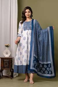 Nuevo Kurti Anarkali Estampado en Algodón Violeta, Pantalón Anarkali Estampado de Algodón Puro de Corte Regular con Dupatta - Product Image 2