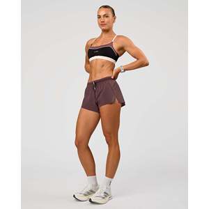 Shorts de course tissés mi-longs Accelerate 3 pour femmes - Cocoa Powder XS - Product Image 3