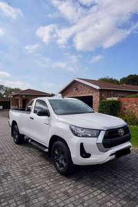 NUEVO, EXCELENTE, RÁPIDA VENTA DE Toyota HiLux CONQUEST Doble Cabina USADA - Product Image 5