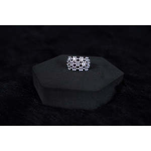 Anillo de Plata de Ley 925 Silverings con Incrustaciones de Piedras Brillantes y Baño de Oro, Estilo Eternidad, para Fiestas, Moda Actual - Product Image 1