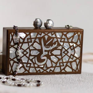 Pochettes de soirée en résine pour femmes avec motif floral - Product Image 2