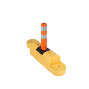 Bolardo de 45 cm con botón de restricción de paso y delimitador de tipo 90 cm - Product Image 1