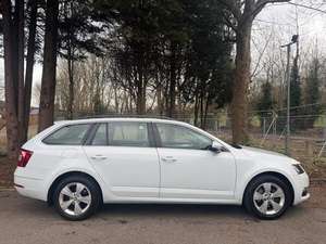 SKODA OCTAVIA USADO CON VOLANTE A LA IZQUIERDA/DERECHA - Product Image 4