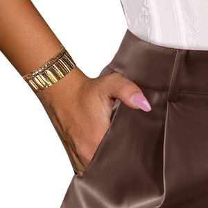 Prix de gros Nouveau short en cuir tendance pour femmes Produit tendance Meilleur fournisseur Shorts en cuir pour femmes - Product Image 4