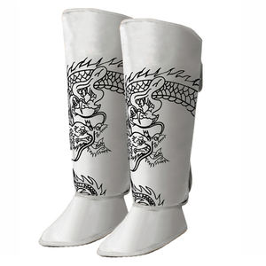 PREDAWN SPORTS Usine Vente en gros Protège-tibia Logo personnalisé Protège-tibias coniques Bandes PU/Cuir Protection professionnelle pour - Product Image 6