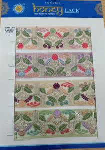 Dentelle brodée florale écologique et colorée - Décoration élégante pour la maison - Product Image 2