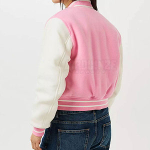 Veste Letterman pour femmes Top Design pour l'hiver Vêtements tricotés à la mode avec décoration de boutons à un prix compétitif - Product Image 5