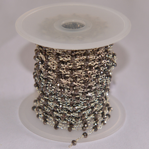 Chaîne de chapelet de perles de verre de pyrite noire plaquée argent. Chaîne perlée de fil pour la fabrication de bijoux. Chaîne perlée faite à la main - Product Image 3