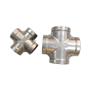 Les garnitures de tuyau croisées faites sur commande de l'acier inoxydable 4-Way de haute spécification lissent l'OEM/ODM de surface pour diverses industries - Product Image 3