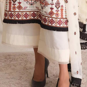 Nouvelle mode femmes costumes de pelouse robe de soirée d'été brodé Design moderne longueur au sol à la vente en gros 2025 - Product Image 6