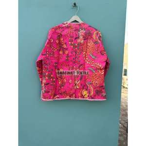 Veste courte matelassée en coton faite à la main motif kimono réversible avec décoration brodée pour le bureau ou la fête bord brut - Product Image 2