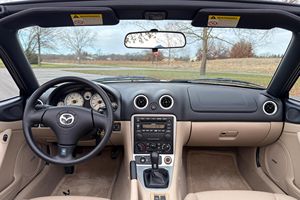 LHD/RHD 2003 MAZDA MX-5 MIATA - Product Image 3