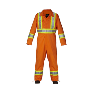 La combinaison de sécurité réutilisable convient aux vêtements de protection respirants imperméables pour la sécurité industrielle fabriqués au Pakistan. - Product Image 1