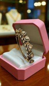 กำไลข้อมือเลียนแบบ Kundan polki ประดับเพชรสไตล์ชนเผ่าโบราณ - Product Image 2