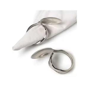 แหวนผ้าเช็ดปากดีไซน์สวยงาม สีทอง โรสโกลด์ เงิน และทองแดง - Product Image 3