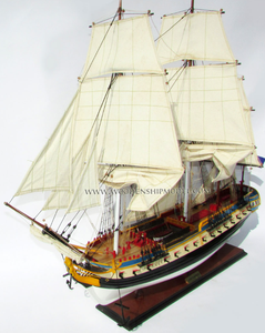 La Fayette hermione ภาพวาดด้วยมือดีไซน์วินเทจแบบดั้งเดิมสำหรับร้านอาหาร - Product Image 1