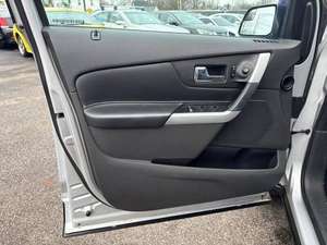 Ford Edge SE SUV 2021, boîte manuelle, intérieur foncé, diesel turbo, sièges en cuir, à vendre - Product Image 6